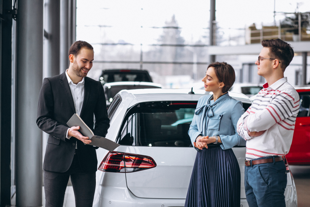 young-family-buying-a-car.jpg